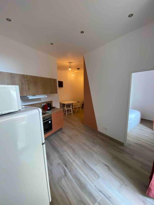 Appartement Secteur Gare Et Place De La Comedie, Wifi & Climatisation Montpellier Kültér fotó