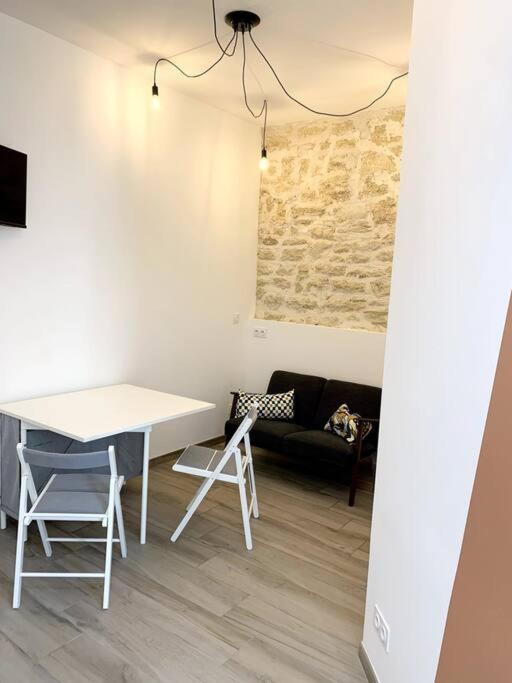 Appartement Secteur Gare Et Place De La Comedie, Wifi & Climatisation Montpellier Kültér fotó